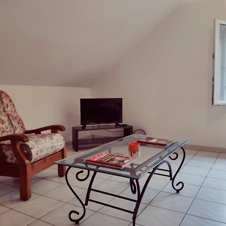 Au Bord Du Foron Apartment Scionzier Екстериор снимка